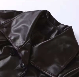 Maya – Dunkelbraune Lederjacke mit Bindegürtel