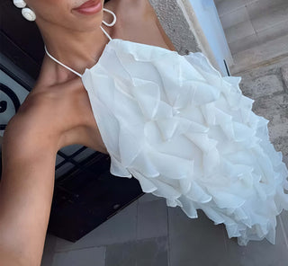 Ariella Maxikleid in Weiß – Rückenfrei mit Volants, Neckholder