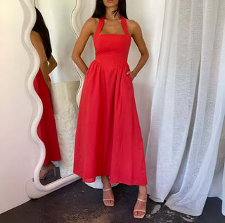 Liora – Tailliertes Midi Sommerkleid mit Halterneck