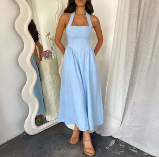 Liora – Tailliertes Midi Sommerkleid mit Halterneck