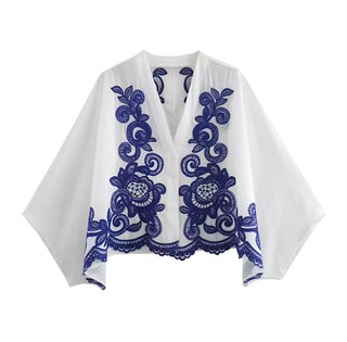 Weiß-blaues Sommer-Set – Bestickte Bluse, Maxirock