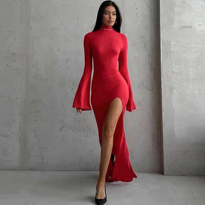 Rotes Maxikleid Feme Fatale