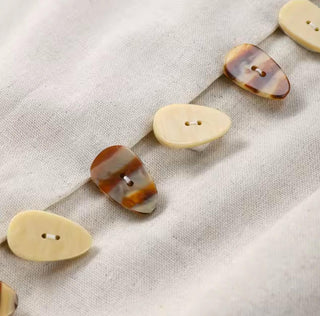 Barta Sommer-Set – Top, Minirock mit Knöpfen in Grau