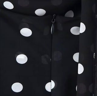 Amara Maxikleid – Schwarzes Kleid mit Polka-Dots, Spaghettiträgern, Chiffonschal
