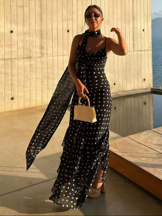 Amara Maxikleid – Schwarzes Kleid mit Polka-Dots, Spaghettiträgern, Chiffonschal