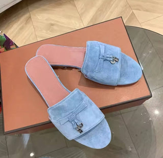 Palma Suede Slides – Flache Sommerschuhe aus Wildlederoptik