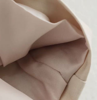 Sara - Kurzer Trenchcoat in Hellbeige